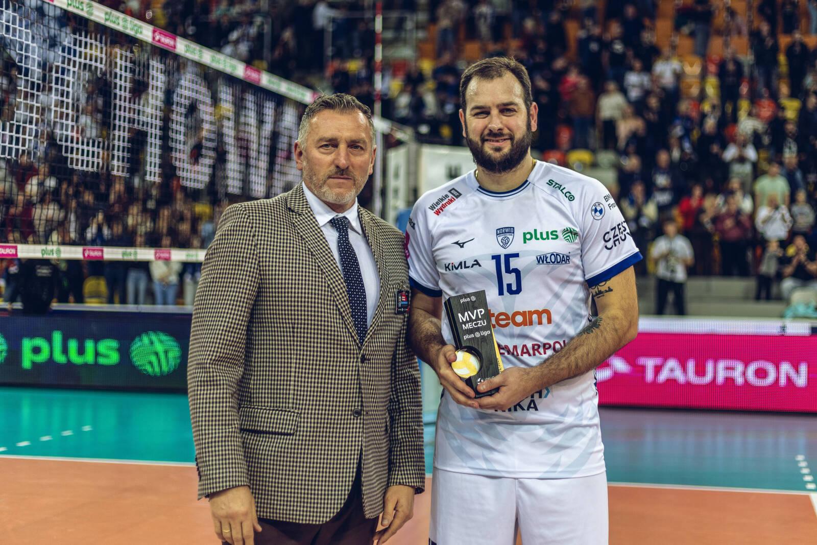 لوسیانو دچکو