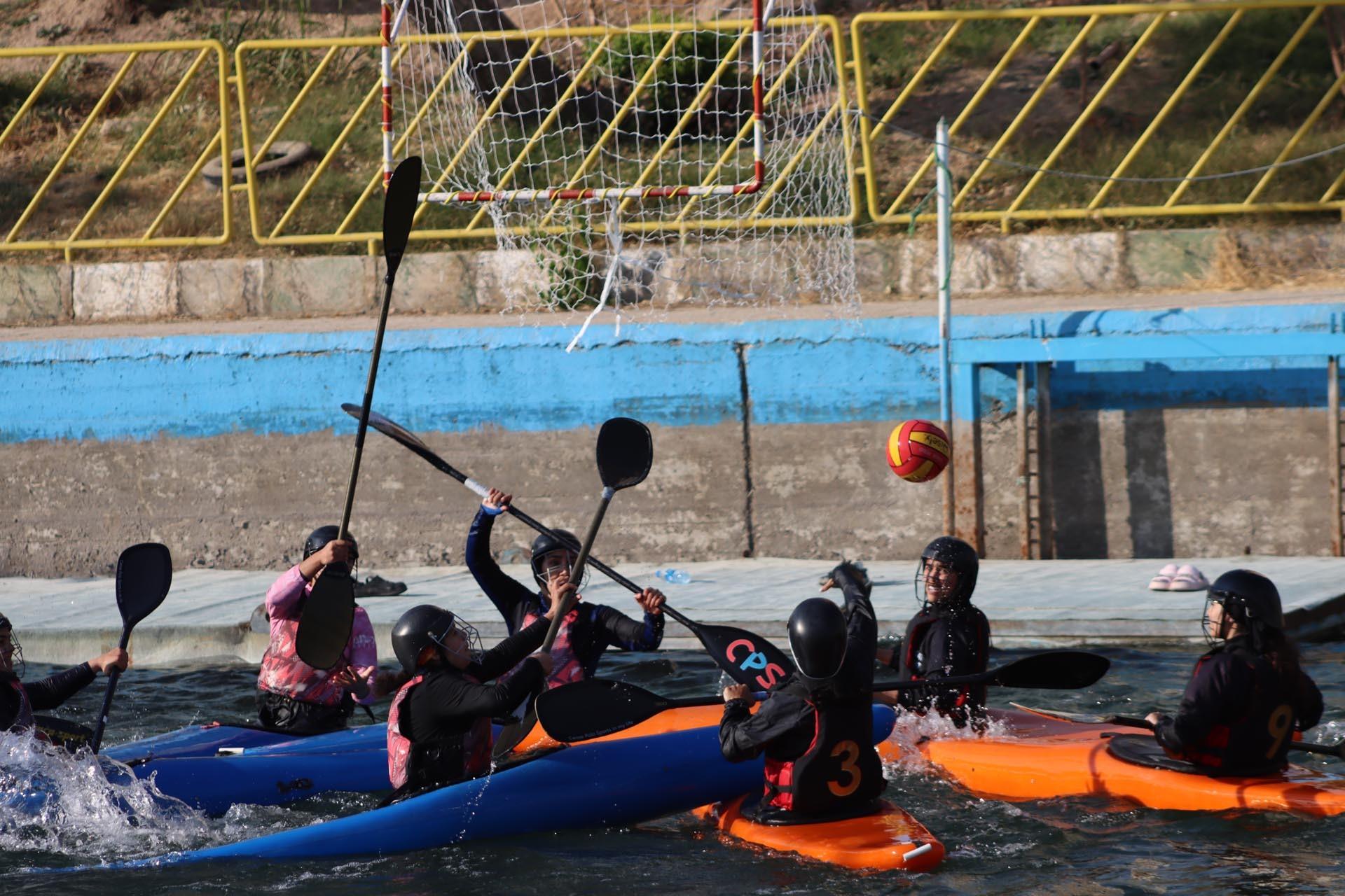 لیگ کانوپولو بانوان؛ صدرنشینی نوین تهران در نیم فصل نخست