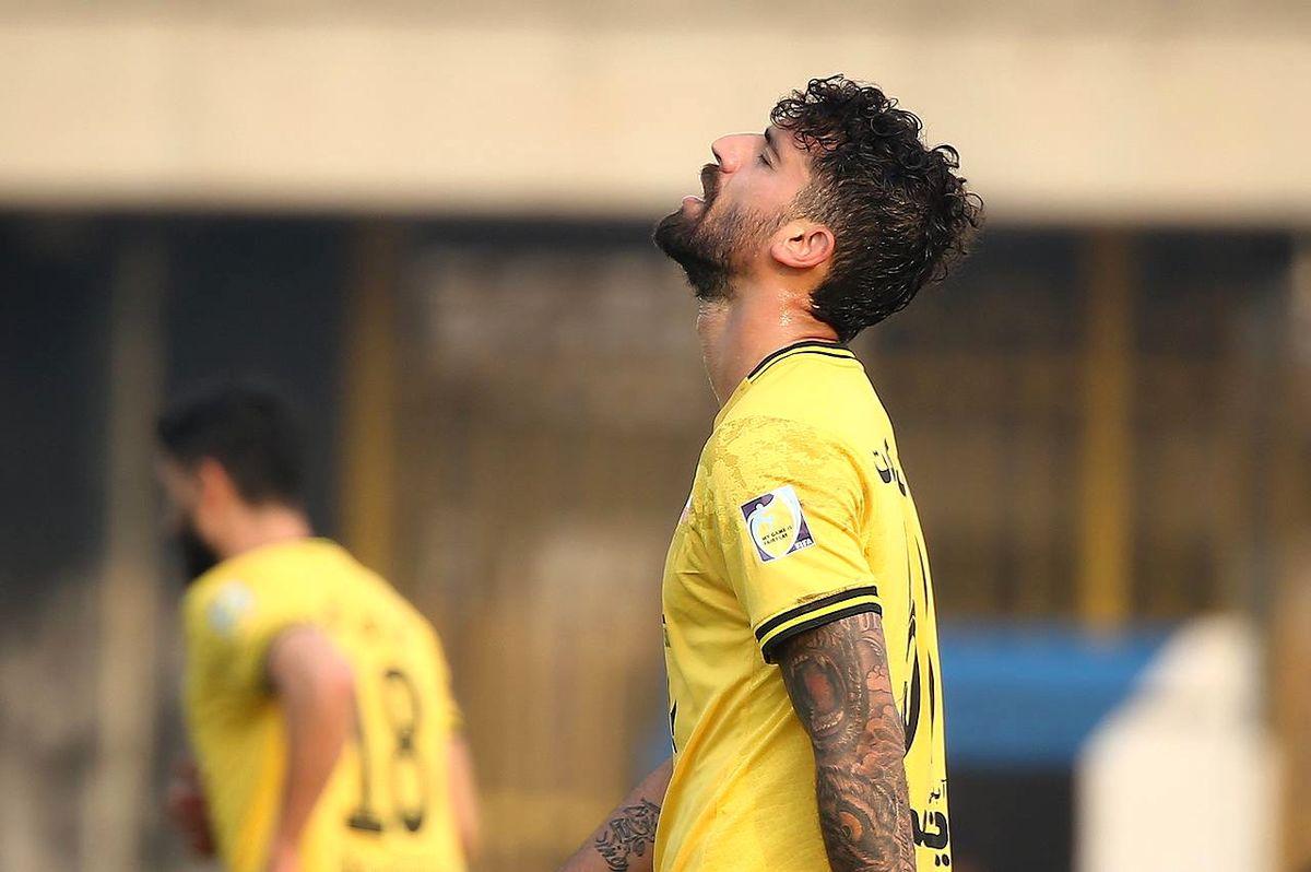 محمد دانشگر از پرسپولیس شکایت می‌کند