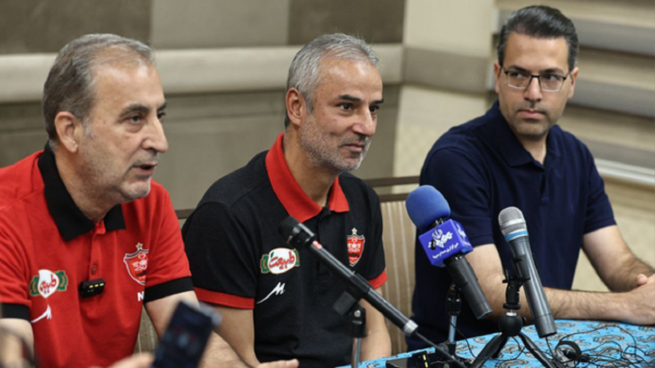 پرسپولیس می‌توانست نایب قهرمان لیگ شود/ هافبک هوادار نظرم را جلب کرد