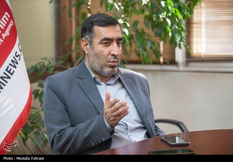 جوادی: بازی‌های استقلال و پرسپولیس باید در تختی برگزار شود