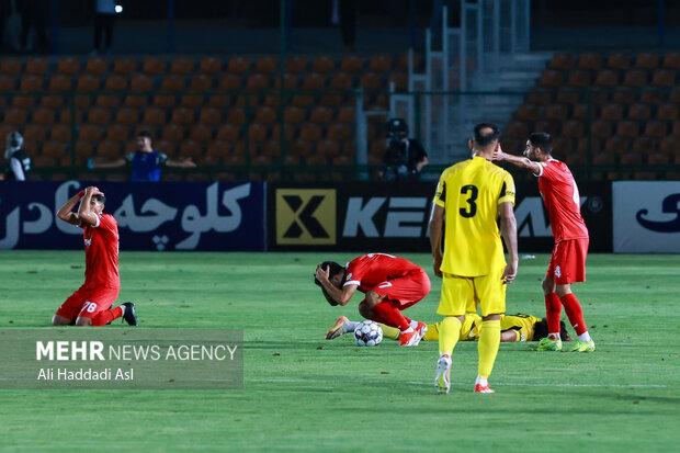 همان «بی‌هیجان» و «پرحاشیه» که انتظارش می‌رفت/ یک غریبه در صدرنشین!