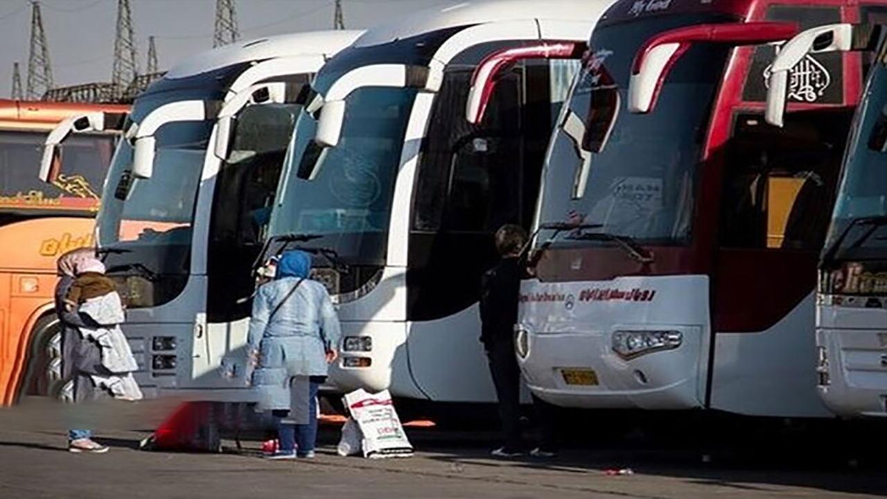 رفع محدودیت اعتباری واردات ۲۰۰۰ دستگاه اتوبوس برون‌شهری