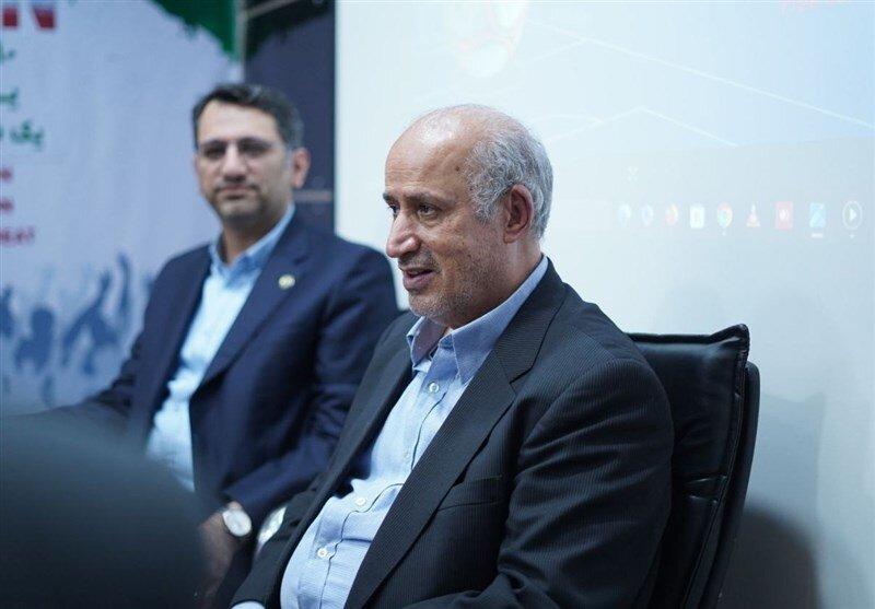 تاج: کمی حاشیه در فوتبال طبیعی است؛ ما مسئولیتی در قبال آماده‌کردن ورزشگاه‌ها نداریم