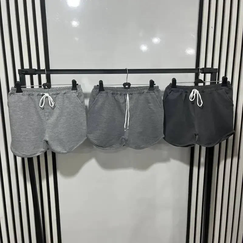 بدون موضوع