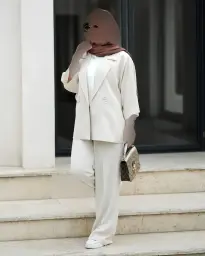 بدون موضوع