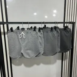 بدون موضوع