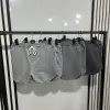 بدون موضوع