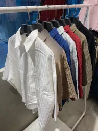 بدون موضوع