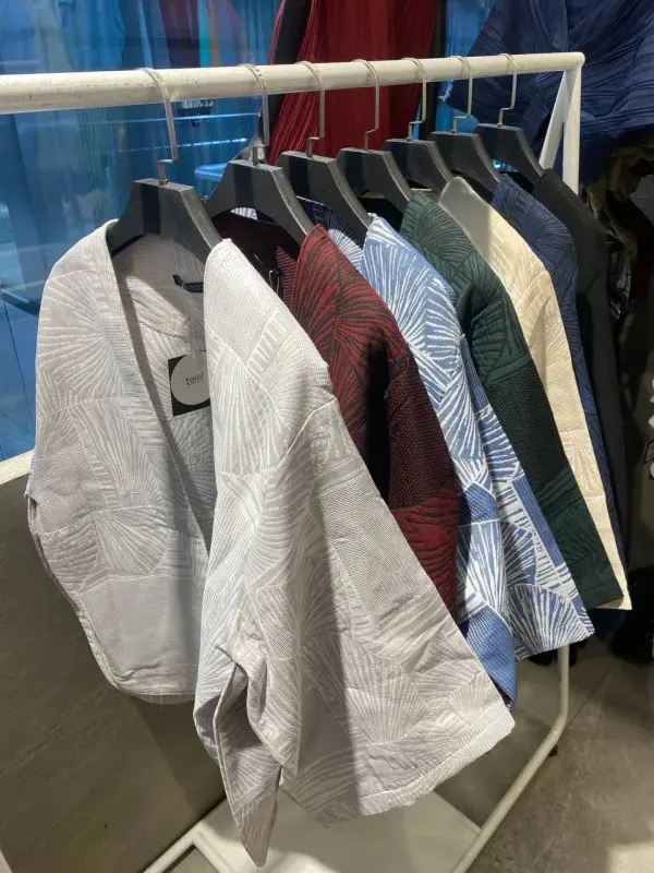 بدون موضوع