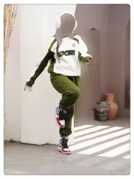 بدون موضوع