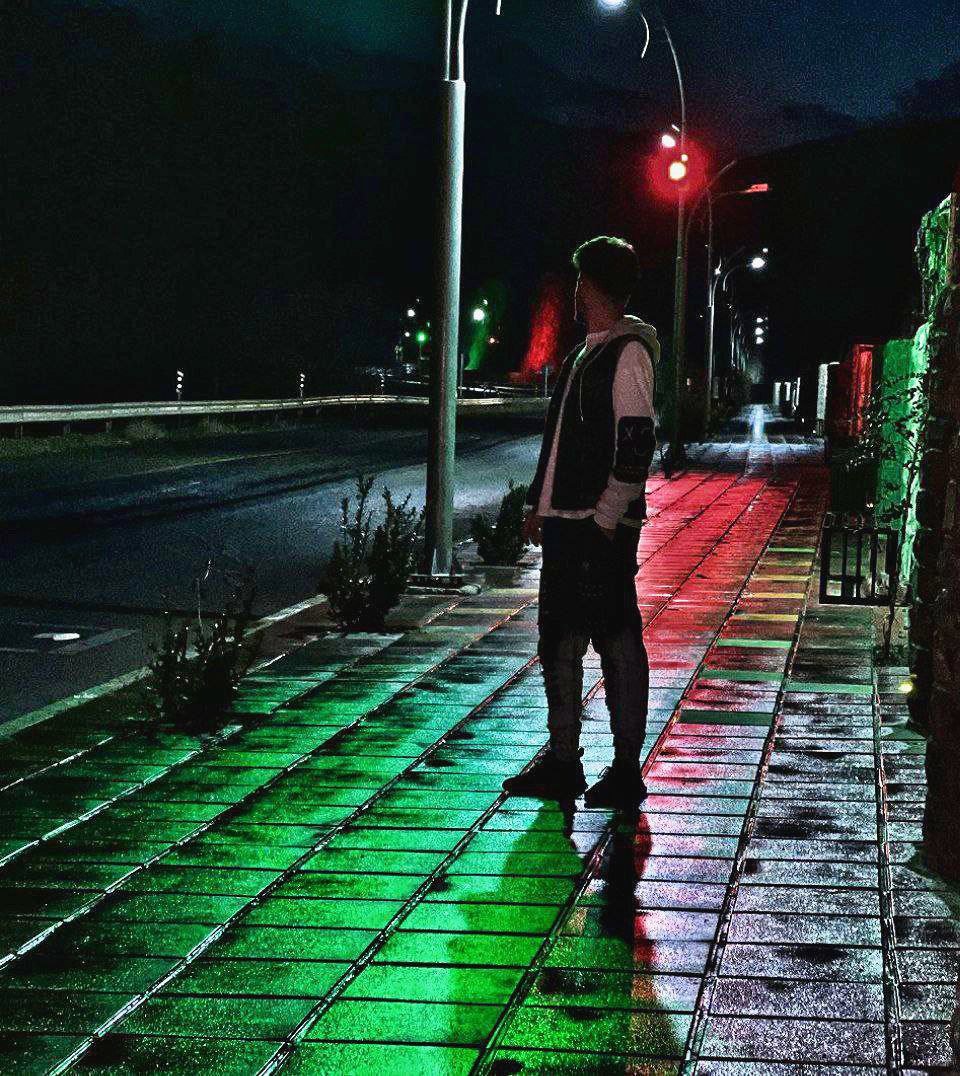 عکس نمایه