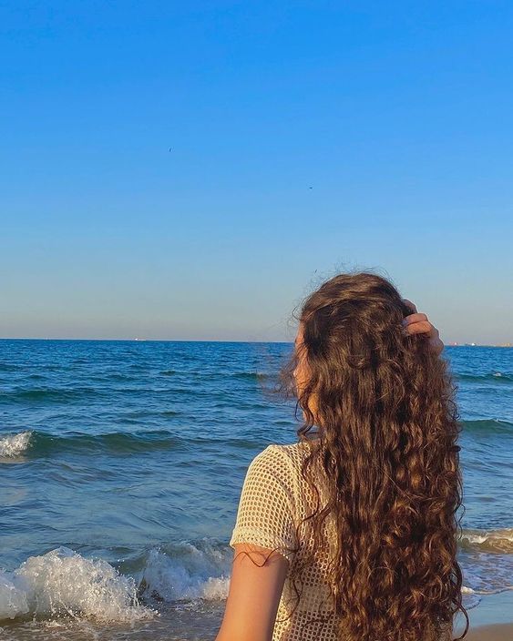 عکس نمایه