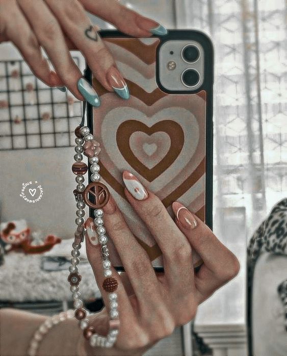 عکس نمایه