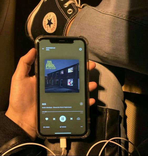 عکس نمایه