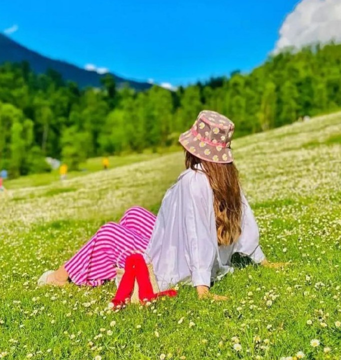 عکس نمایه