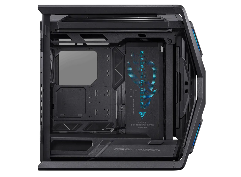 	فضای داخلی کیس ROG Hyperion GR701 با پشتیبانی از مادربرد E-ATX