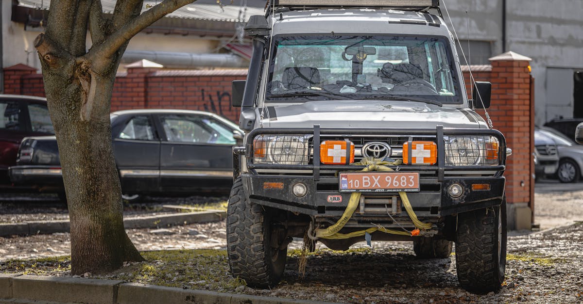 مسی Toyota Land Cruiser