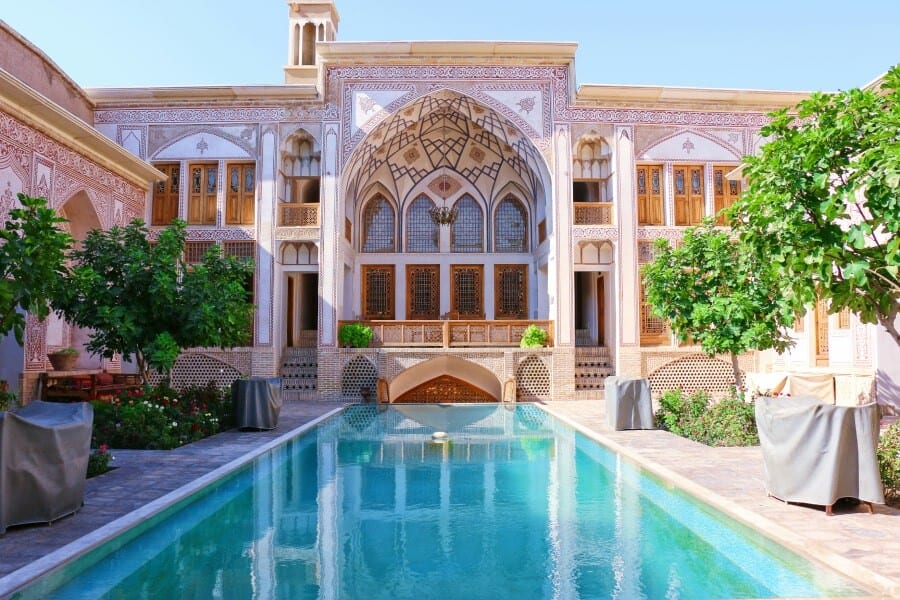 سرویس بهداشتی و حمام هتل هانی قشم