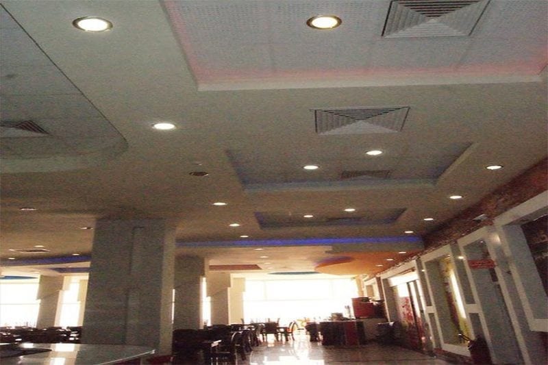 فضای پذیرایی هتل پرشین گلف قشم