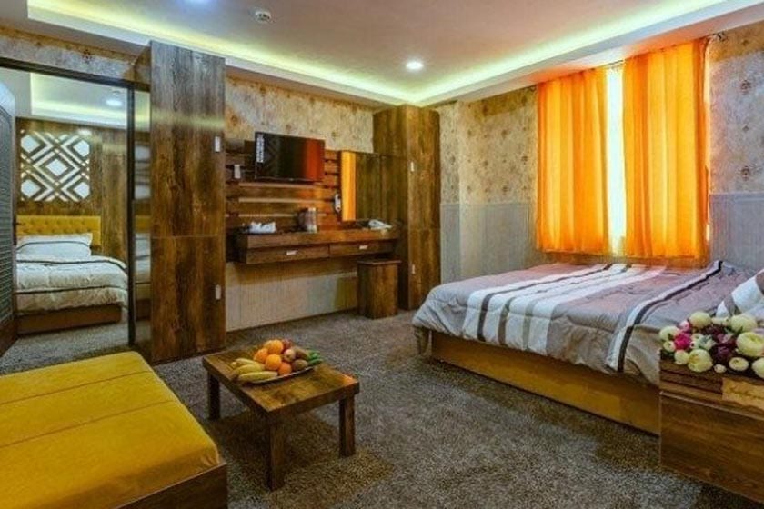 اتاق هتل شهریار قشم با تخت دونفره
