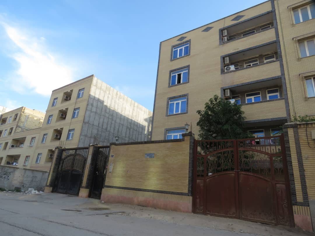 نمای بیرونی ساختمان آپارتمان ۱۲۰متری خانوادگی قشم