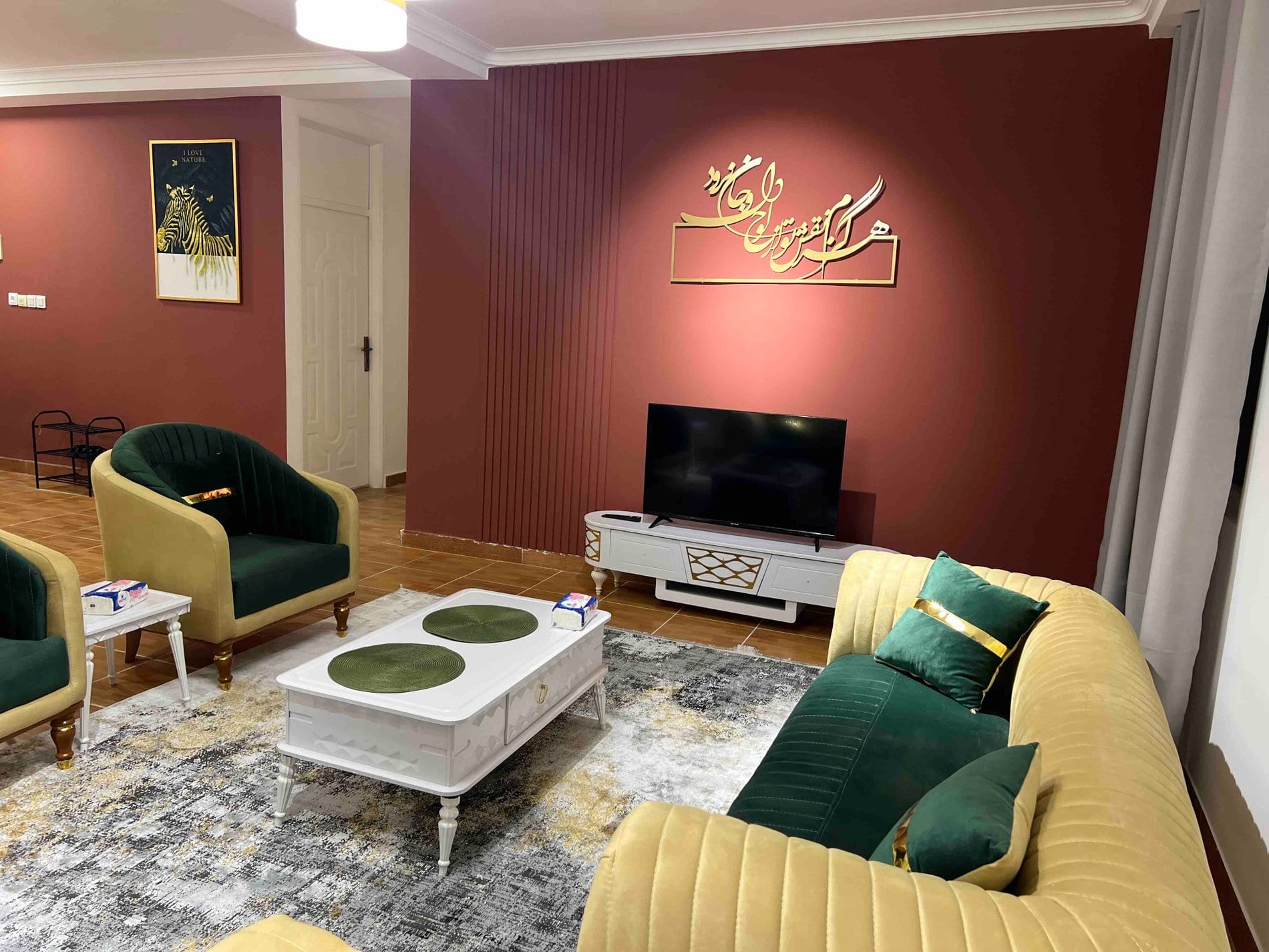 آپارتمان دوخوابه آسا هوم ٢