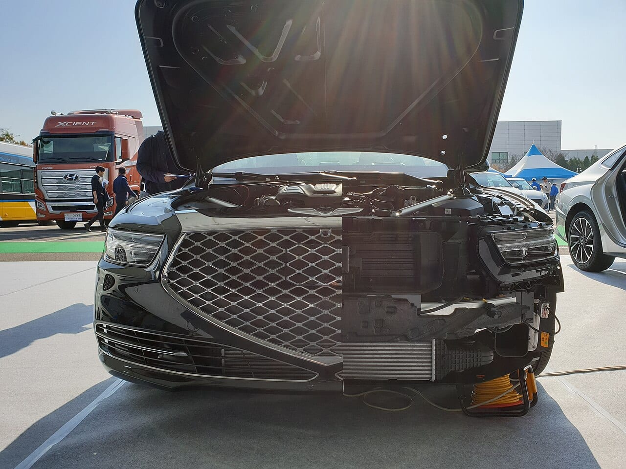 جنسیس G90