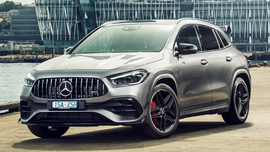 مرسدس-بنز GLA 45 AMG