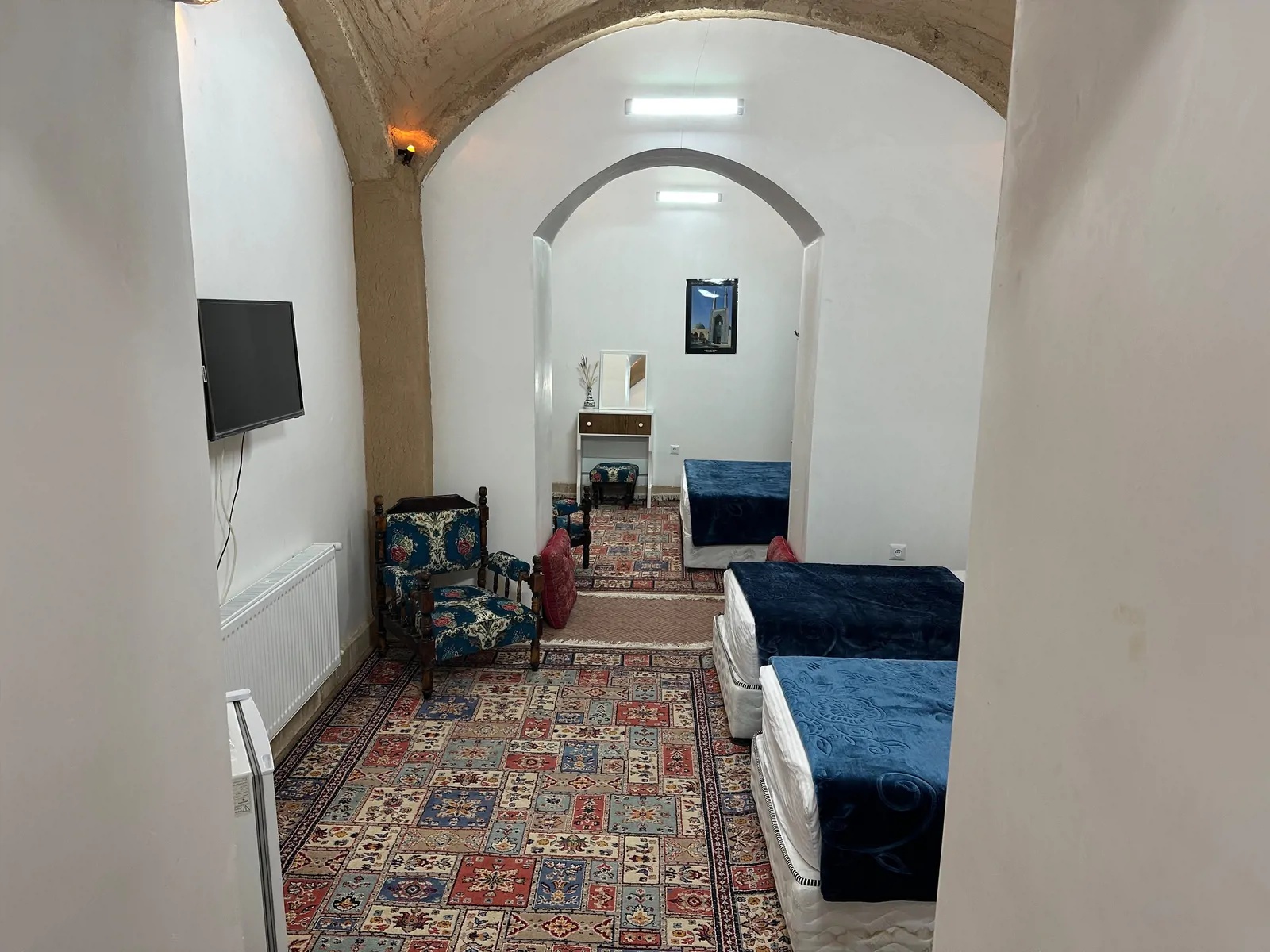 نیلوفرآبی (اتاق 3)
