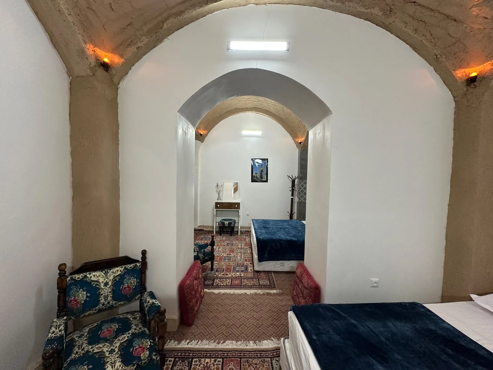 نیلوفرآبی (اتاق 3)