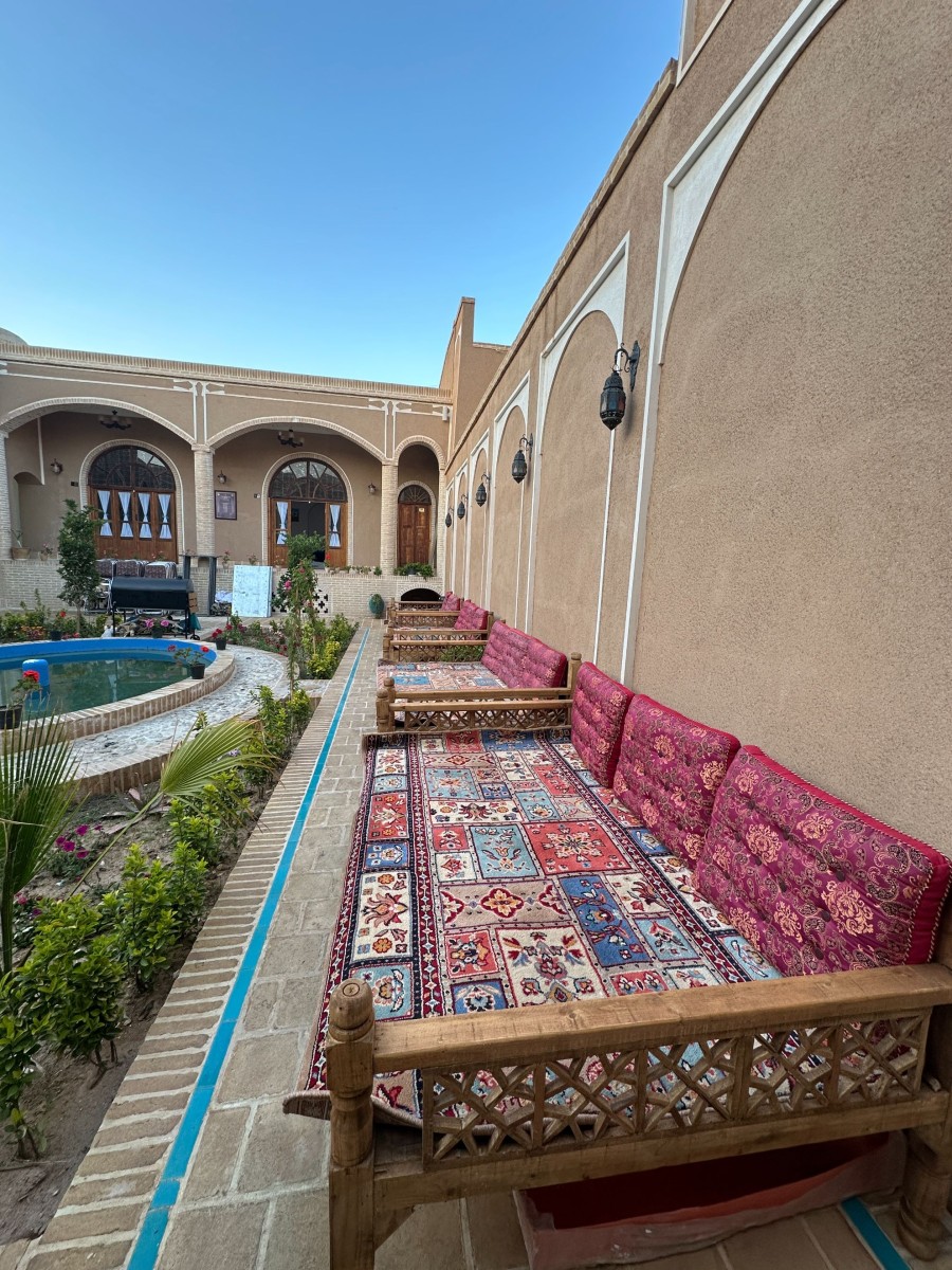 نیلوفرآبی (اتاق 3)