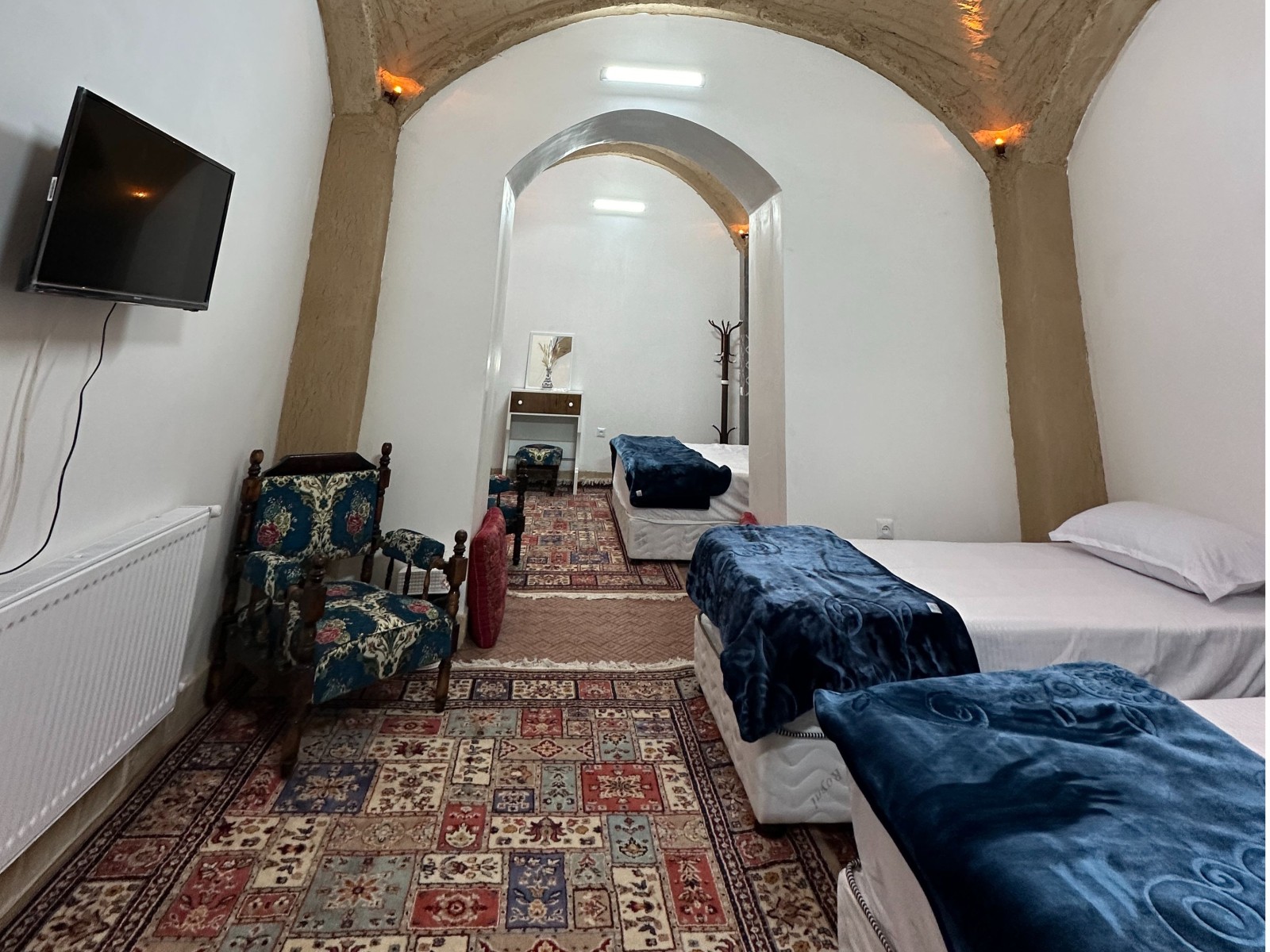 نیلوفرآبی (اتاق 3)