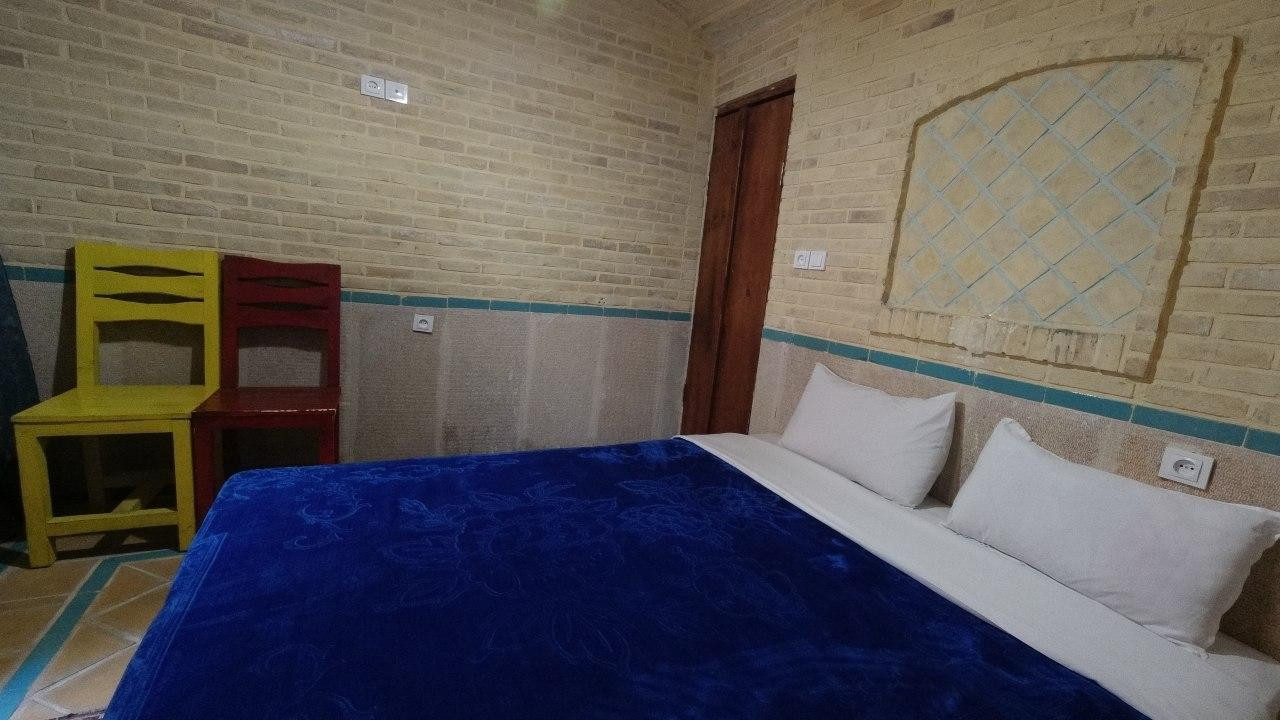 اقامتگاه "عمارت هفت رنگ" اتاق لب آب