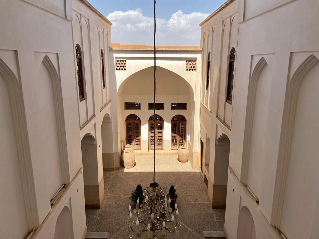 خانه سه نیک (کوروش)