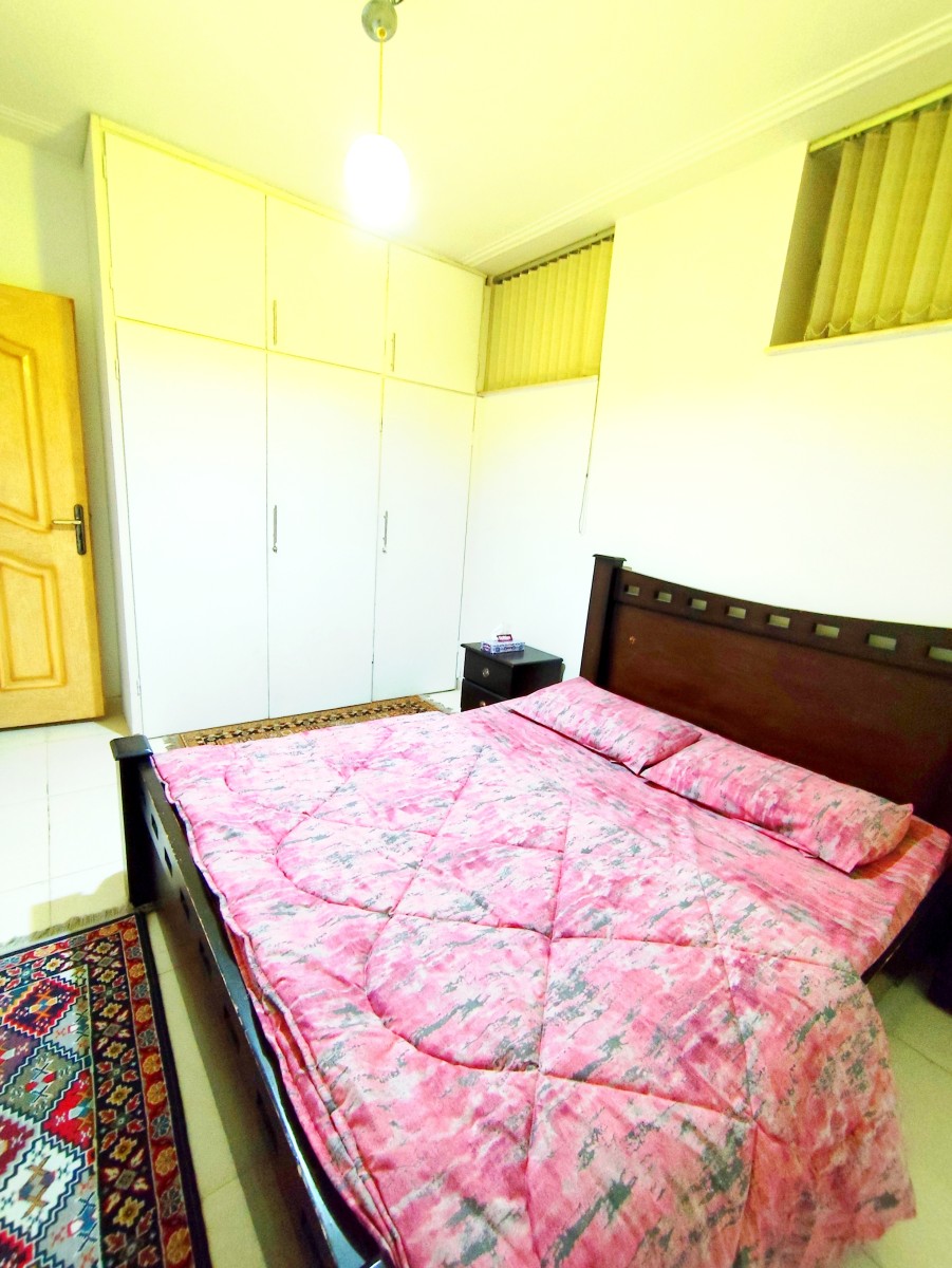 واحد مبله و تکخواب، مطهری 1