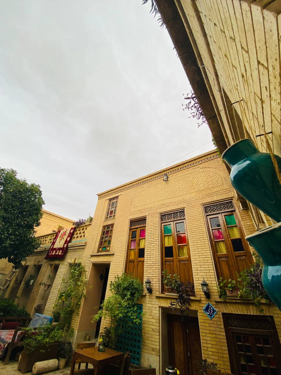 اقامتگاه سنتی"ماه منیر" اتاق قجری