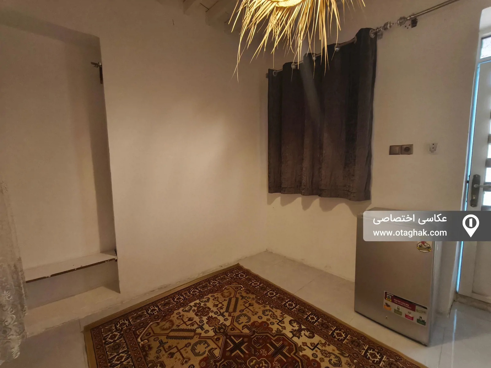 "اقامتگاه مالوک" اتاق (5)
