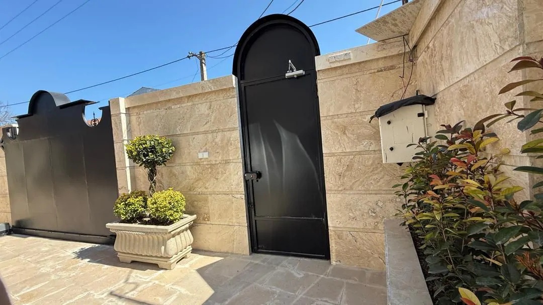 استخردار آبگرم آریایی