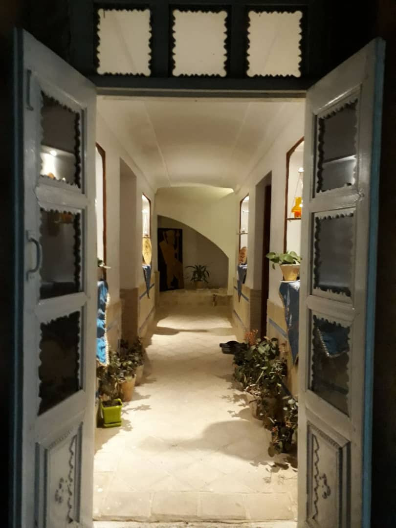 اجاره بوم گردی عمارت بانو - واحد سه دری یزد