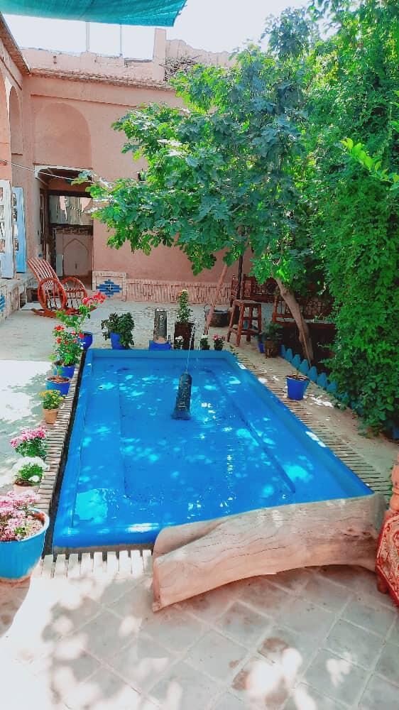 اجاره بوم گردی عمارت بانو - واحد سه دری یزد