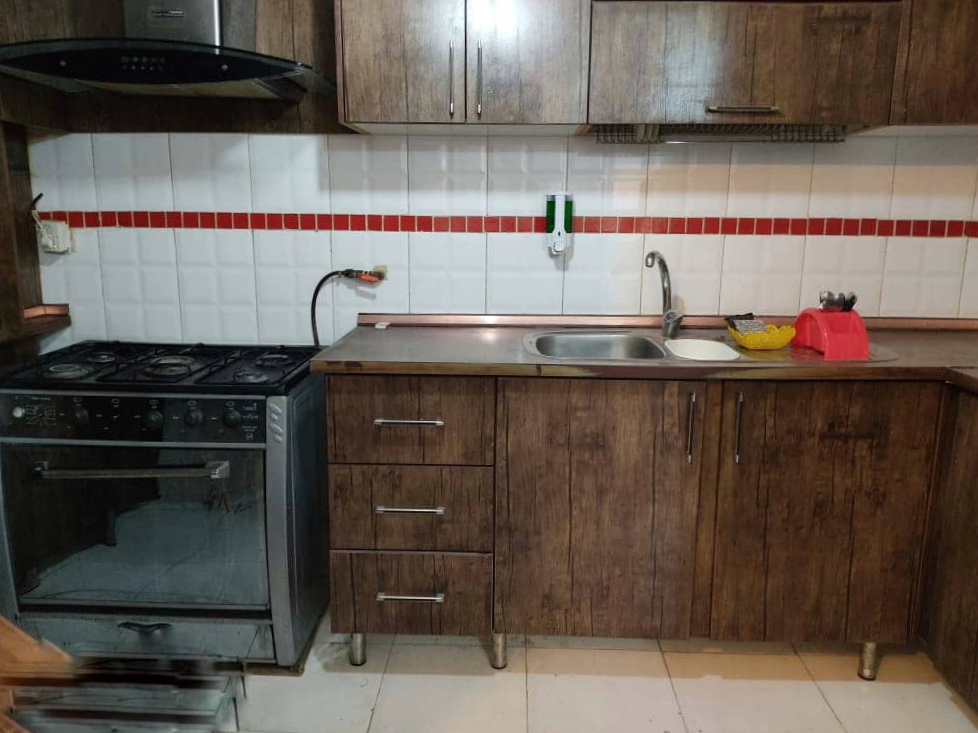 واحد مبله دو خوابه در نزدیکی آرامگاه حافظ