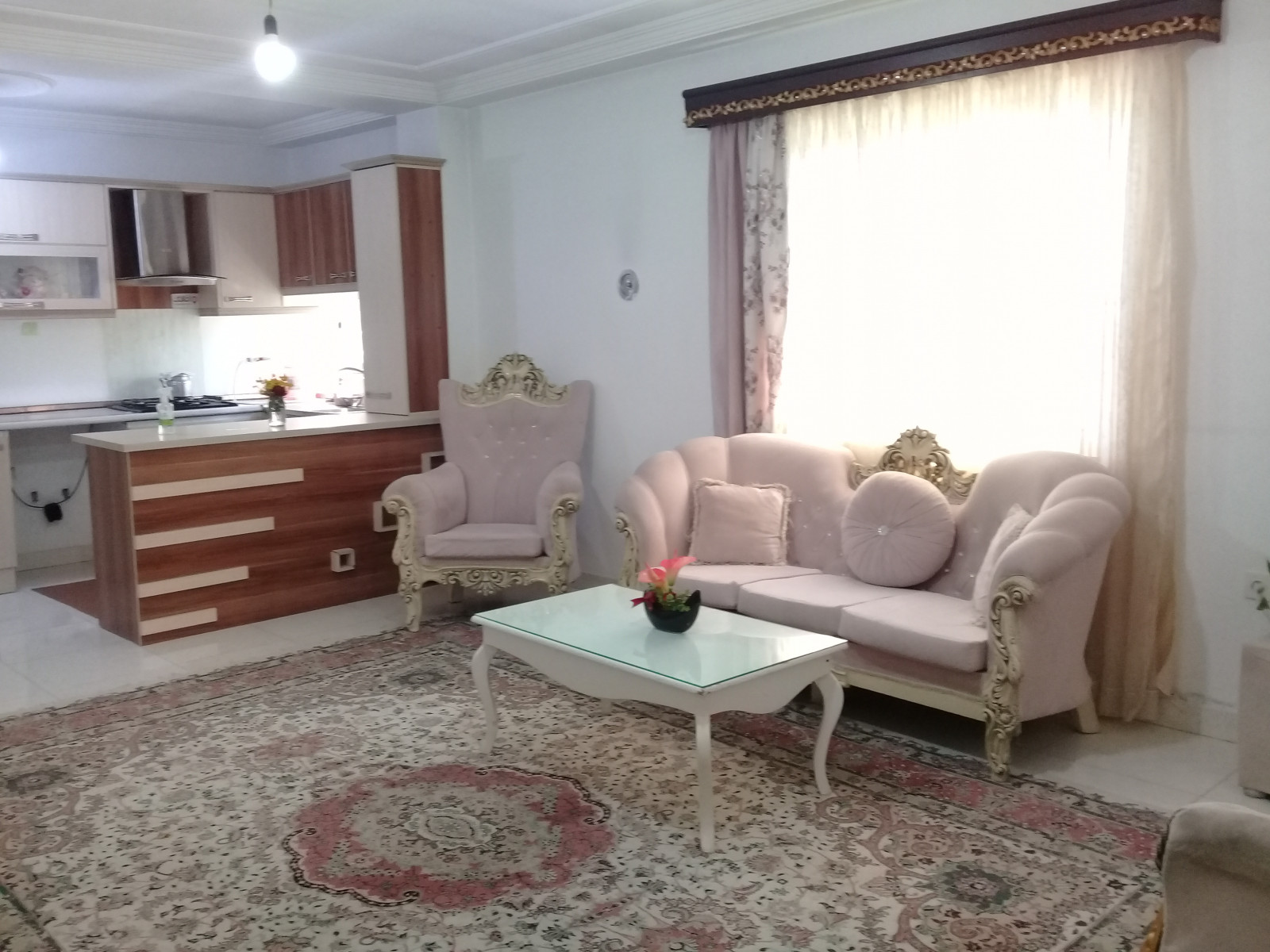 سوئیت کوهستانی در "مرزن آباد"