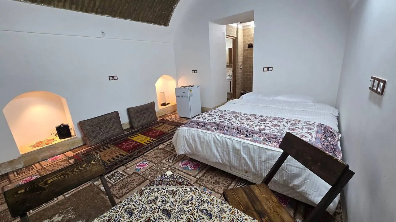 اجاره بوم گردی عمارت مهربانو - واحد ناز بانو عقدا