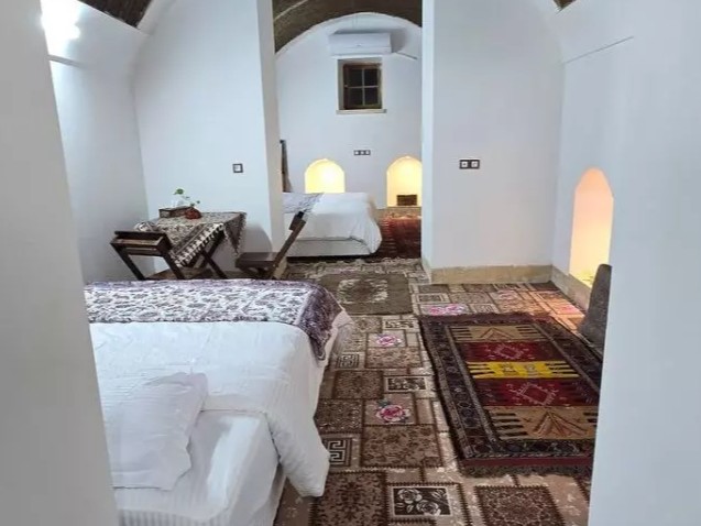 اجاره بوم گردی عمارت مهربانو - واحد ناز بانو عقدا