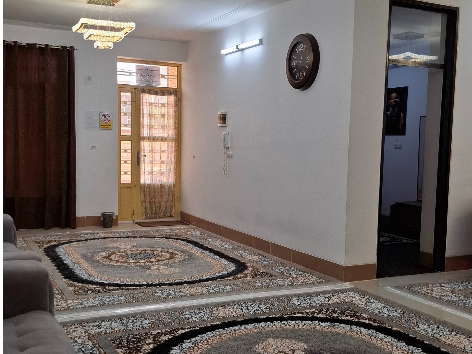 آپارتمان دو خوابه آریوبرزن