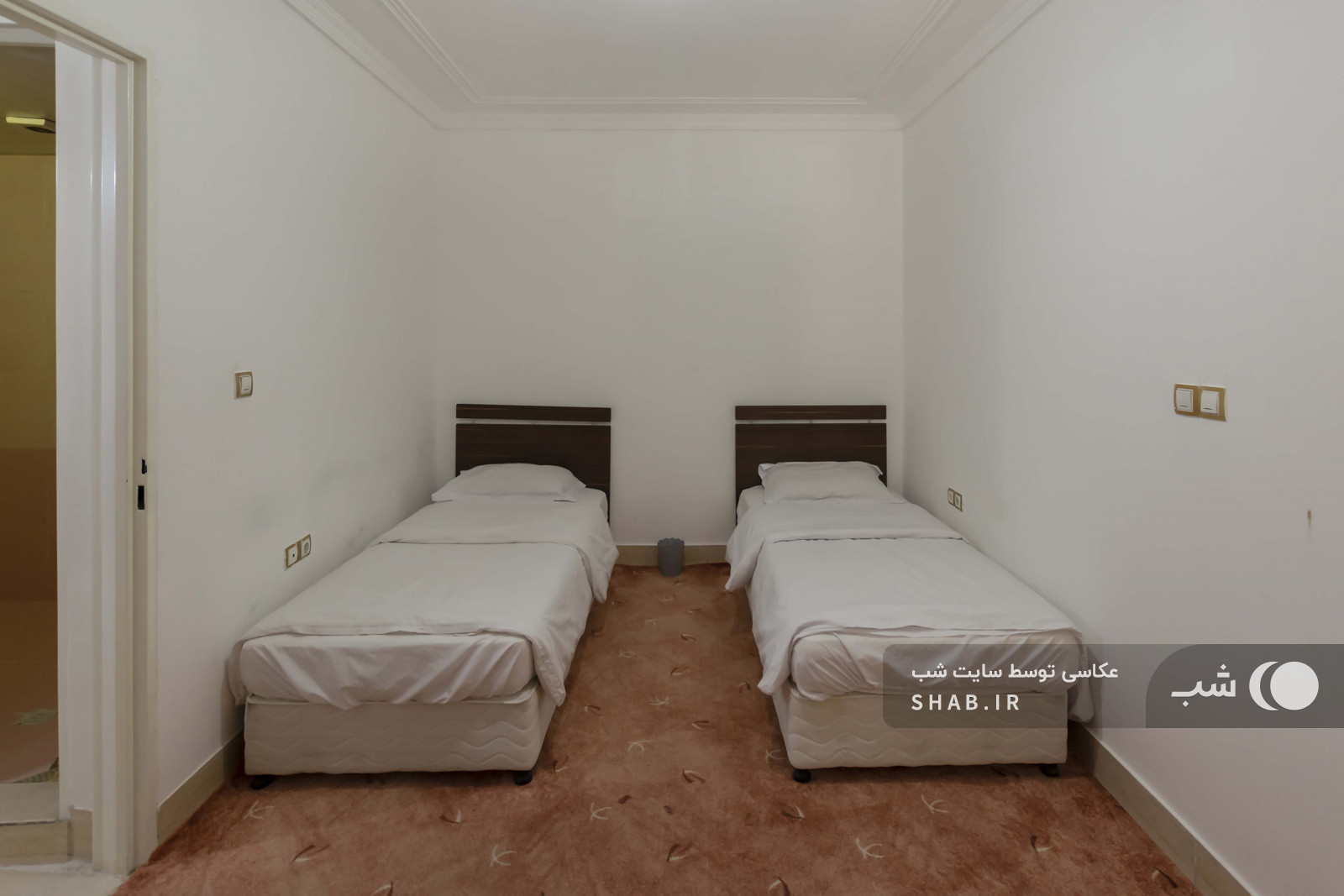آپارتمان پاسداران، طبقهی دوم، واحد (1)