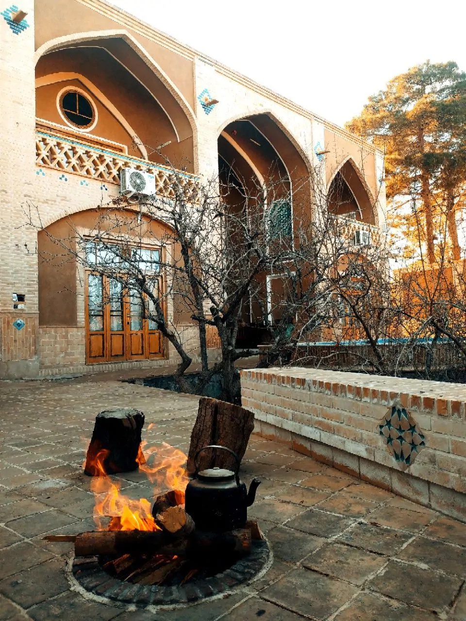 بوم گردی عمارت مهربانو - واحد مهر بانو