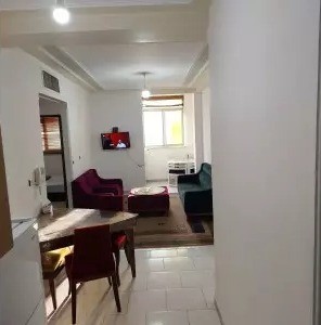واحد مبله و تمیز با نورگیر عالی