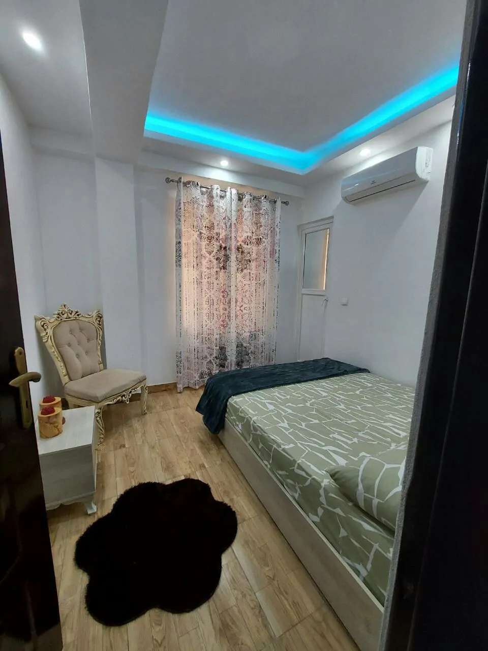 استخردار آبگرم نیکا